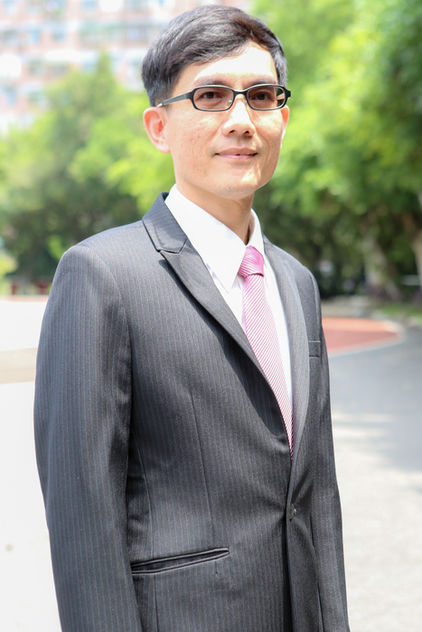 盧重任 校長