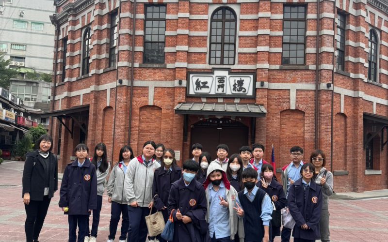 113-1學年 聖誕週-英語導覽活動 (3)